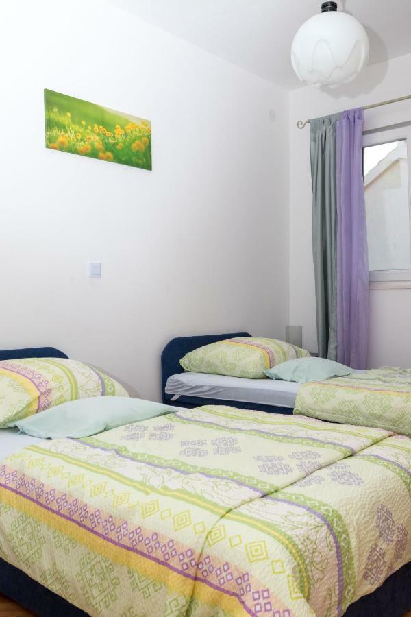 Apartment Rora Zaboric Exterior photo